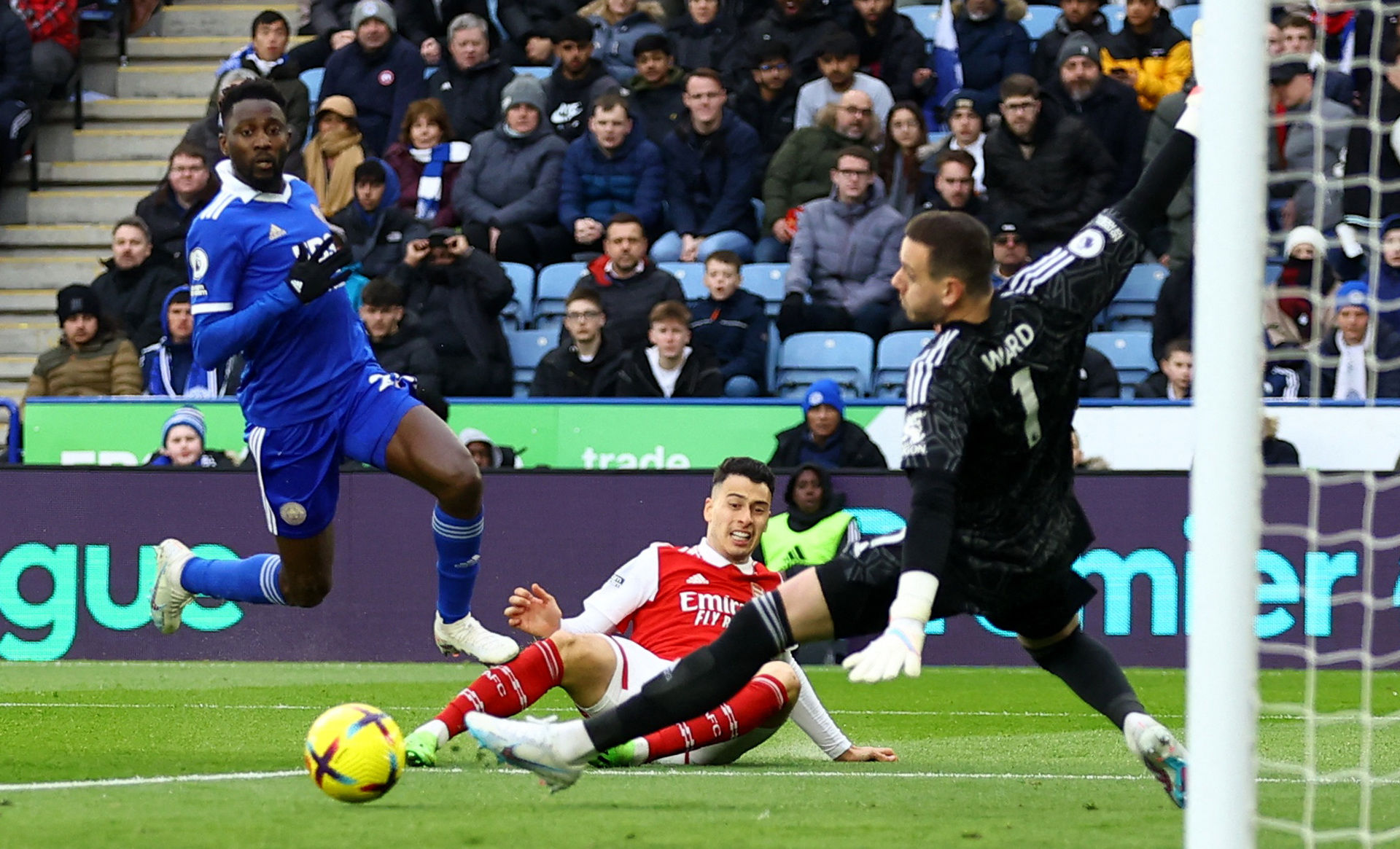 而平图斯的 而平图斯的